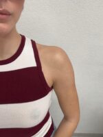 TOP CANOTTA RIGHE BIANCHE E BORDEAUX Kontatto