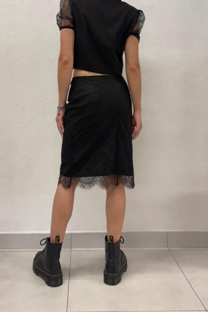 GONNA LONGUETTE NERA E PIZZO Denny Rose