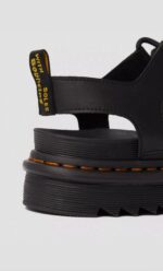 SANDALO NARTILLA NERO Dr. Martens