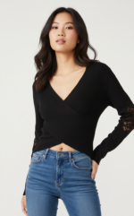 MAGLIA NERA INCROCIO CON PIZZO Haveone