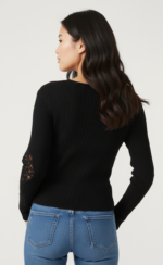 MAGLIA NERA INCROCIO CON PIZZO Haveone