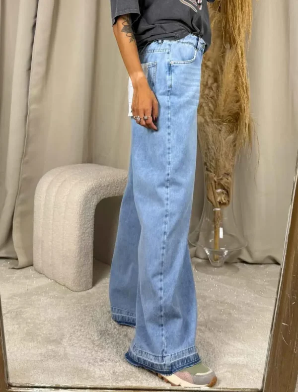 JEANS FLARE LAVAGGIO CHIARO Haveone