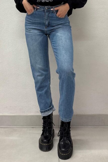 JEANS MUMFIT LAVAGGIO MEDIO Have One