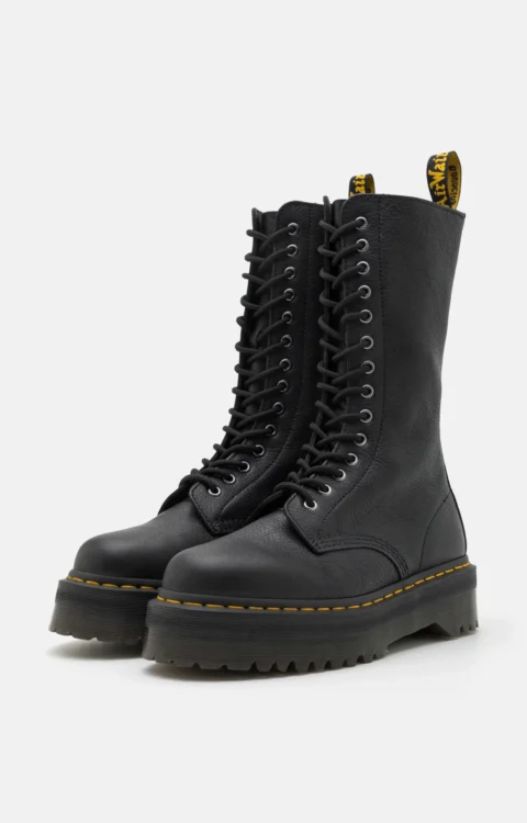 ANFIBIO ALTO QUAD NERO Dr Martens