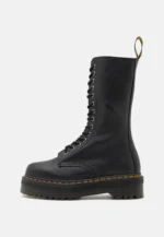 ANFIBIO ALTO QUAD NERO Dr Martens
