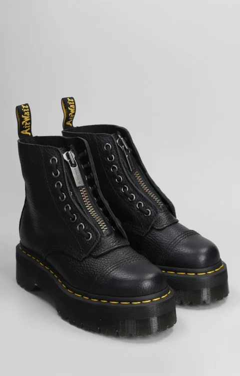 ANFIBIO SINCLAIR IN PELLE MARTELLATA Dr Martens