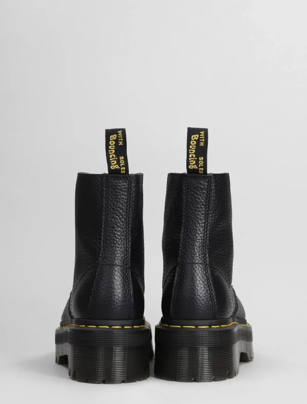 ANFIBIO SINCLAIR IN PELLE MARTELLATA Dr Martens