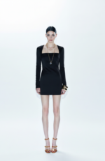 ABITO SCOLLO QUADRATO NERO LONG SLEEVES SHANA Aniye By