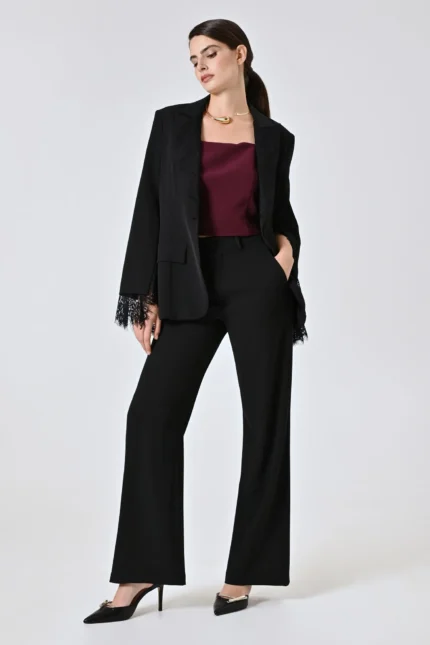 TAILLEUR NERO CON PIZZO Rinascimento