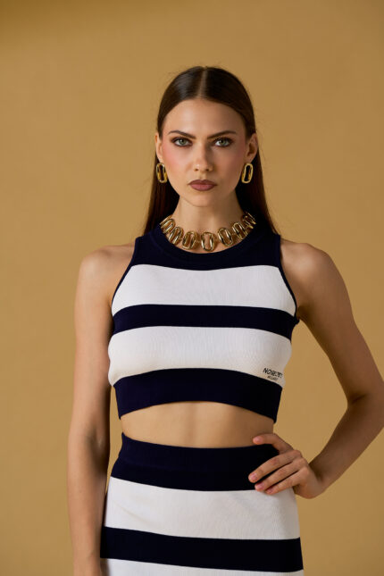 TOP CROP A RIGHE No Secrets